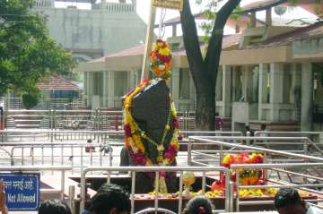 shingnapur-temple