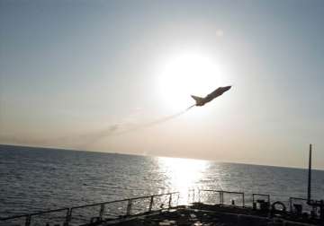 Russian planes buzzed Navy ship in Baltic Sea, alleges US