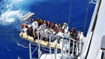 Italian coastguard rescues 4,000 migrants