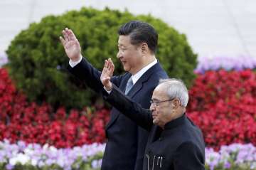 Xi Jinping and Pranab Mukherjee 