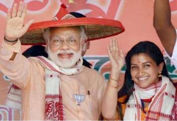 Angoorlata Deka with PM Modi