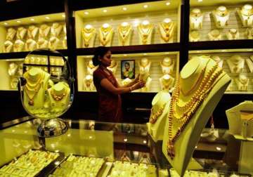 Govt rolls back decision of 1 pc tax levy on cash purchase of gold jewellery