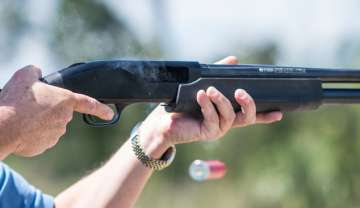 Jonathan Mossberg, is working to develop a "smart gun"