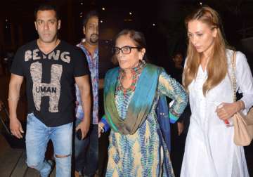 Salman Khan, Salma Khan with Iulia Vantur