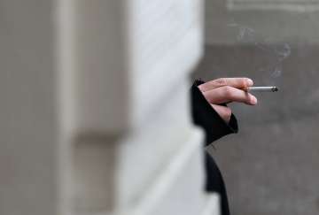 California raises legal age for smoking to 21