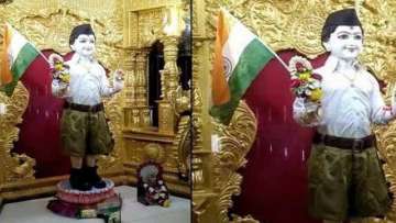 Picture of Lord Swaminarayan donning RSS outfit