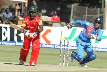 Zimbabwe beat India by 2 runs in the 1st T20 at Harare