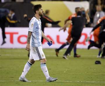 Lionel Messi announces retirement as Argentina loses Copa America Cup to Chile