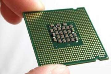 Scientists create world’s first 1,000-processor chip