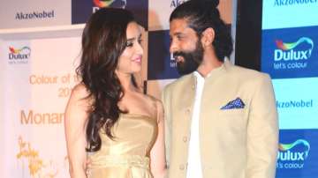 Shraddha Kapoor wants to go on a long drive with Farhan Akhtar