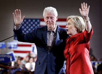 Hillary Clinton with former President Bill Clinton
