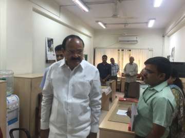 Venkaiah Naidu at I&B ministry during a surprise visit