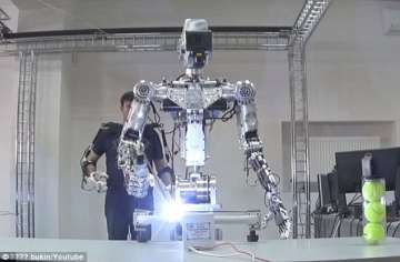 Robots to eventually replace humans on space missions