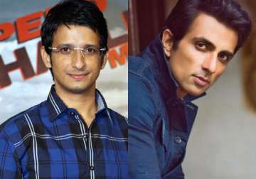 Are makers trying to rope in Sharman Joshi and Sonu Sood