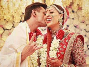 Not Bipasha- Karan Singh Grover, this couple will be hosting the show