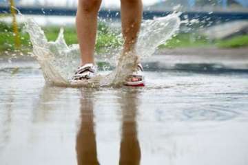 7 tips to protect your feet from infection this monsoon