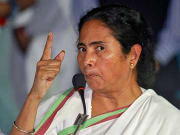 Twitter goes bonkers as Mamata decides to change West Bengal to ‘Bongo