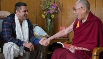 Salman Khan meets Dalai Lama