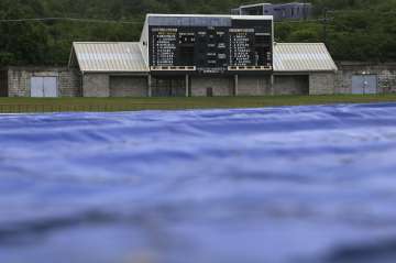 Rain washes out 3rd day game at St. Lucia