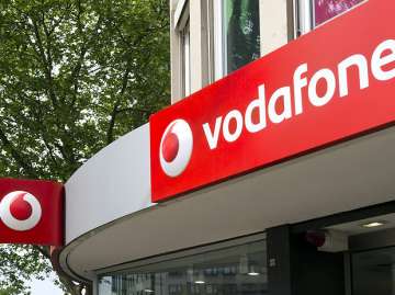 Vodafone to invest Rs 20,000 cr in India operations        
