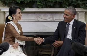Aung San Suu Kyi and Barack Obama 