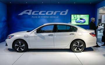 2016 Honda Accord Hybrid India launch on 25 October