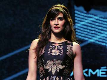 Kriti Sanon takes fashion inspiration from these 3 actresses