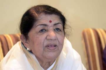 Lata Mangeshkar asks fans to remember and donate for brave soldiers on her b'day