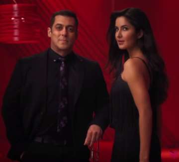  Katrina and Salman’s few seconds chemistry will make you skip a heartbeat