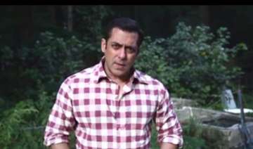 Amidst his own ‘Freaky Ali’, Salman hasn’t forgotten Kat’s ‘Baar Baar Dekho’
