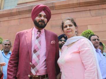 Navjot Singh Sidhu with his wife