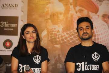 Soha Ali Khan lauds her co-star Vir Das, says 31st October will change his image