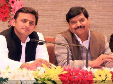 Shivpal Yadav, Akhilesh Yadav, Samajwadi Party