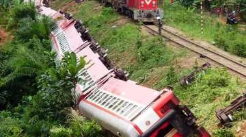Train Accident, Train Derails, Train Crash