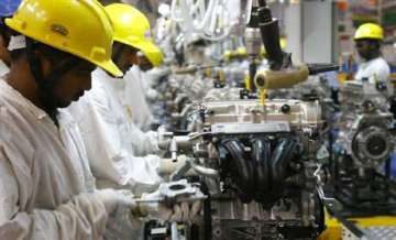 India's factory output shrinks
