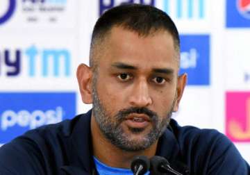 MS Dhoni speaks to media after match against New Zealand