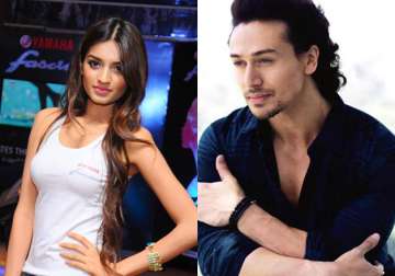 Tiger Shroff’s heroine can’t date anyone till movie wraps up but he can