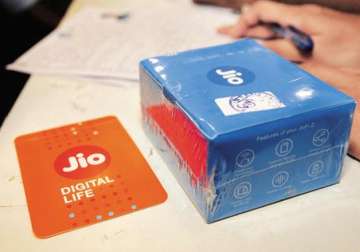 Adding around 11 lakh customers everyday, says RJio