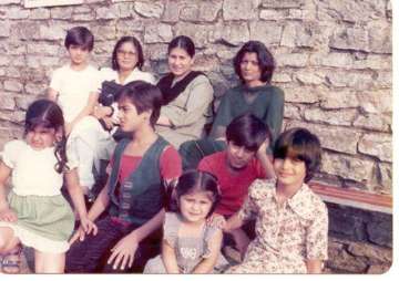  Try spotting Salman in this vintage picture which is now viral