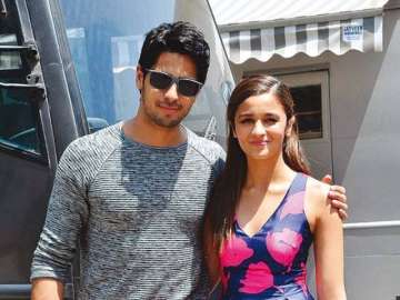 Oh No! Alia Bhatt, Sidharth Malhotra’s ‘Aashiqui 3’ gets delayed?
