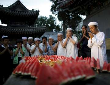 China asks Muslims to oppose religious extremism

