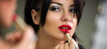 Tips to get the perfect lip colour for your skin tone
