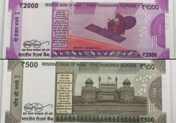 New Rs 500 and Rs 2,000 notes on display 