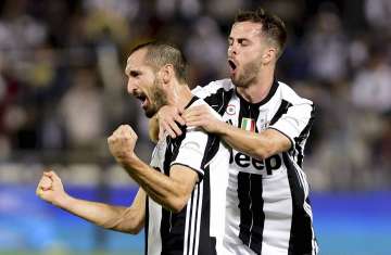 Juventus midfielder Miralem Pjani? (right)