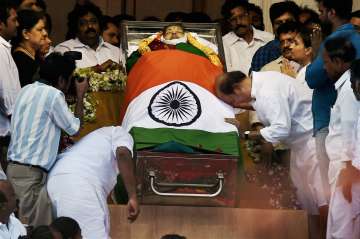 Jayalalithaa casket