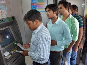Centre may reduce atm withdrawal limit