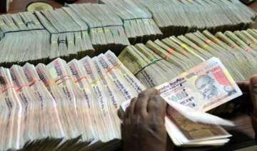 I-T dept casts its net on illegal currency exchange