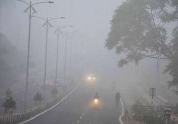 File pic - A view of foggy winter morning in capital 