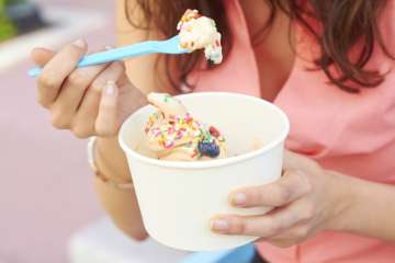 5 reasons why you should ditch your ice-cream for frozen yogurt