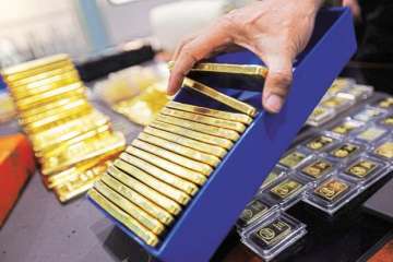 Rs 2.60 crore cash, 95 kg gold, silver seized from Noida-based SEZ